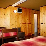 Hotel Pirovano 3*
