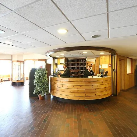 Hotel Pirovano 3*
