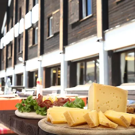 Hotel Pirovano 3*